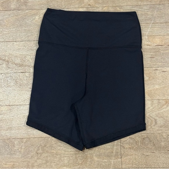 Glyder Pants - Glyder Black Biker Shorts Size Small